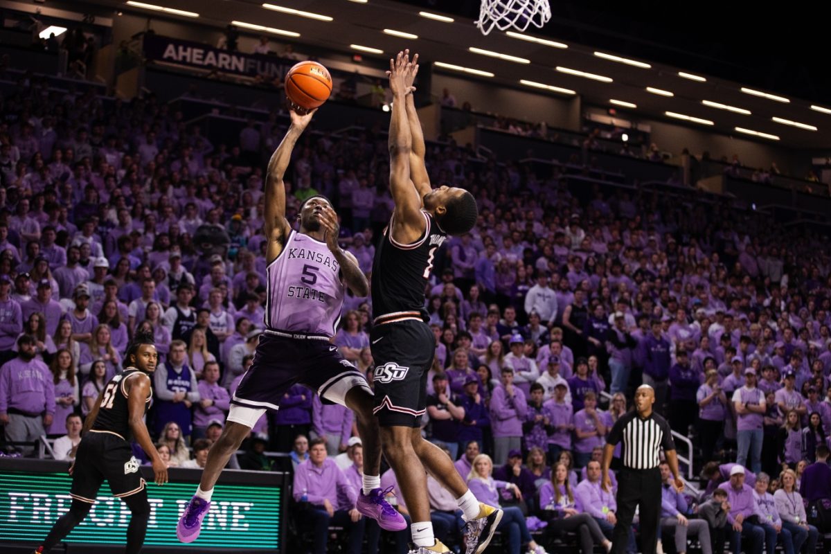 Cam+Carter+goes+for+the+shot+against+Oklahoma+State+on+Jan.+20.+K-State+beat+OSU+70-66+in+Bramlage+Coliseum+on+Jan.+20.
