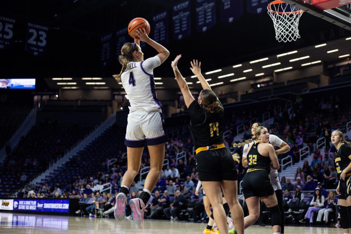 Senior guard Serena Sundell shoots the ball as the Wildcats defeated Milwaukee 111-46 in Bramlage Coliseum on Nov. 20, 2024. 


