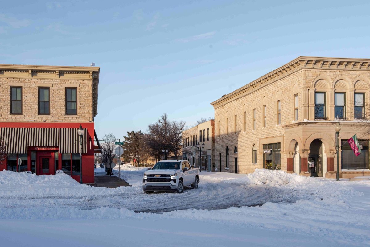 A truck turns onto Poyntz following initial road clearings on January 5th. Trucks and four-wheel-drive vehicles were largely the only vehicles capable of navigating the roads following the snowstorm that occurred on January 5, 2025.