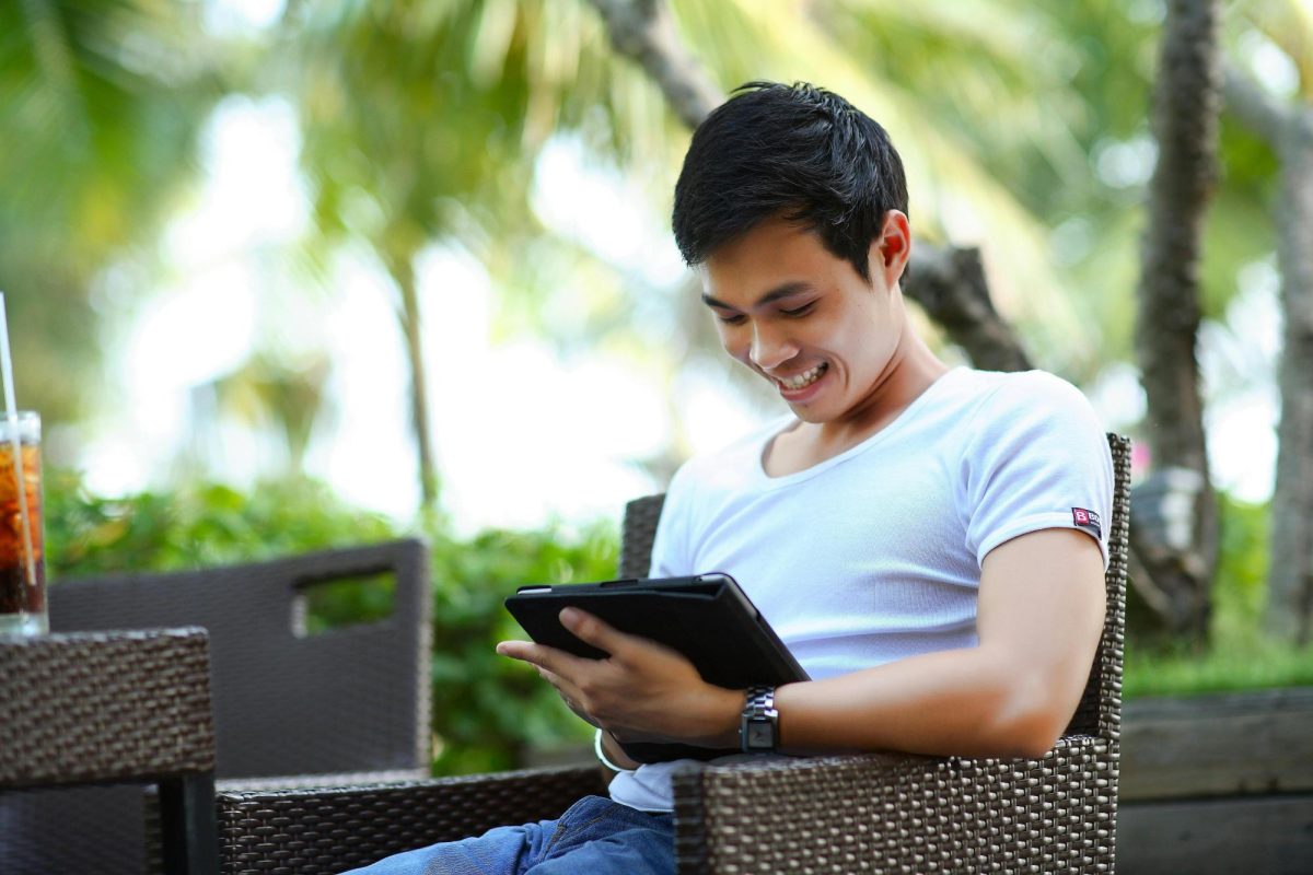 Using Sports Betting To Take A Much-Needed Break From College Studies 
