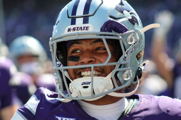Navigation to Story: K-State Football reigns victorious over the UCF Knights
