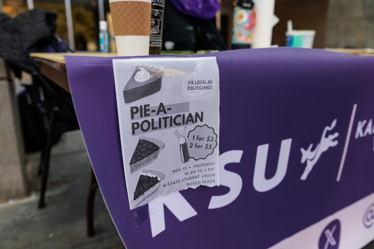 20251113_AVM_Pie-a-Politician_028