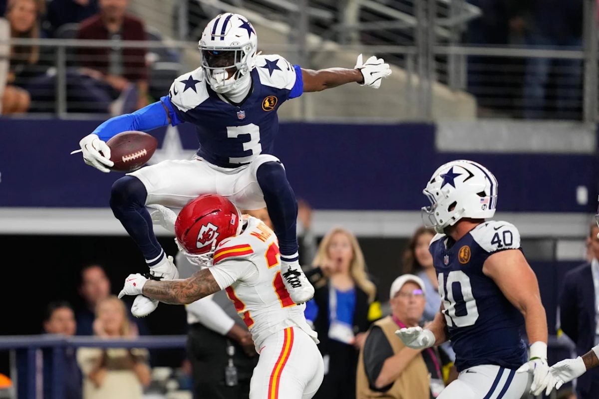 Chiefs vs. Cowboys: Dak Prescott lifts Dallas to Thanksgiving win, while Kansas City's struggles return - Yahoo Sports