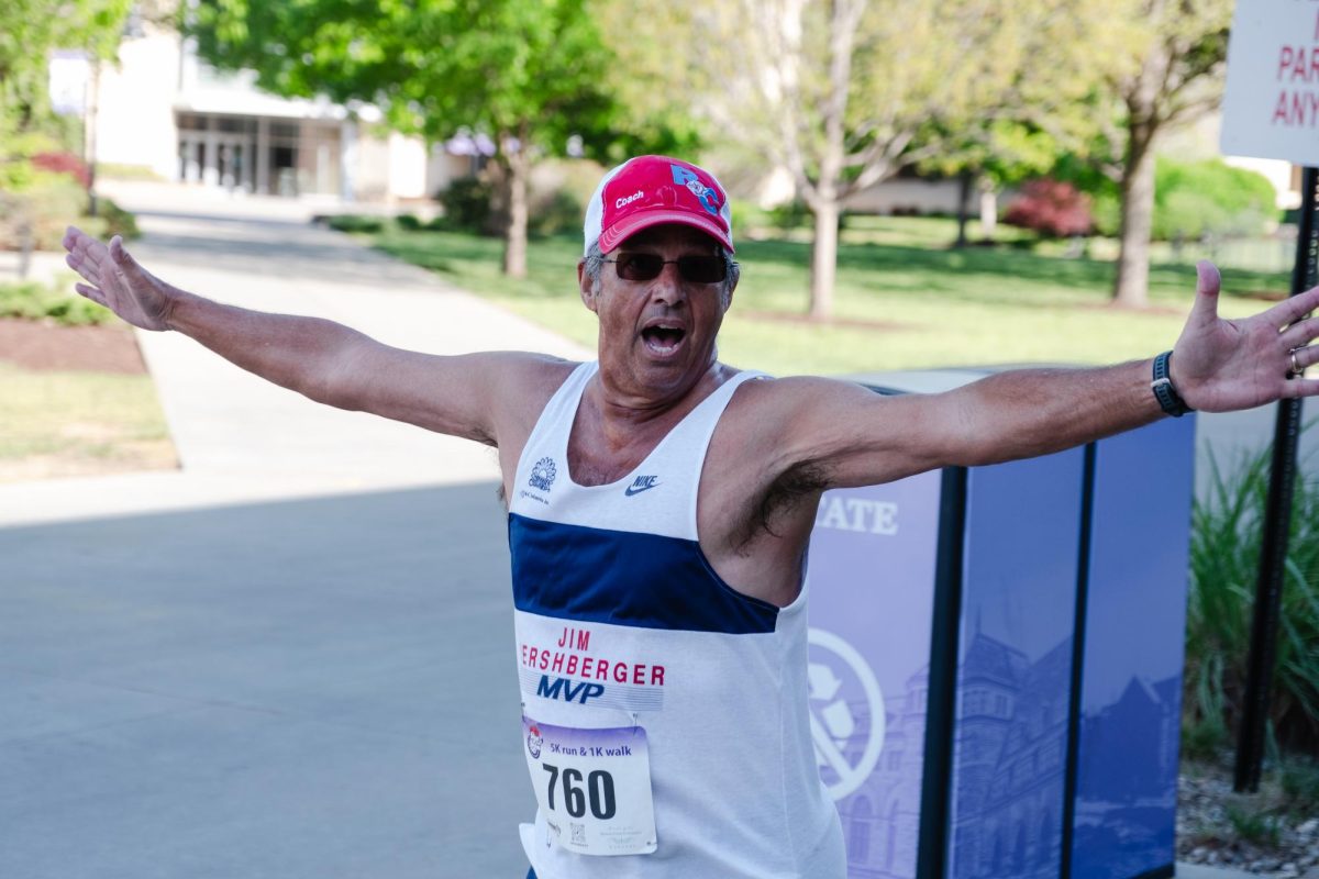 Hundreds of community members compete in annual Run for the Roses 5K