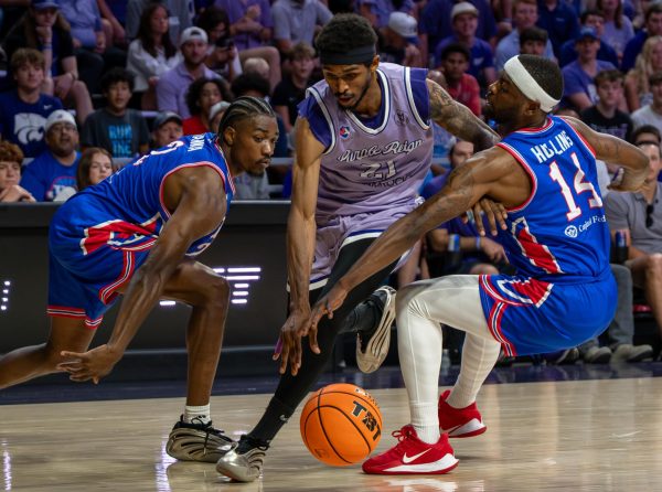 Navigation to Story: Video: First round of TBT recap – Purple Reign