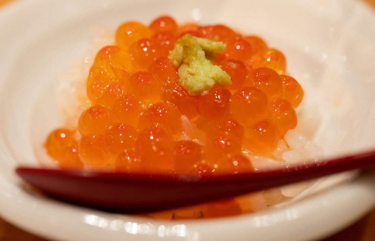 Why Can't You Eat Caviar With a Metal Spoon?