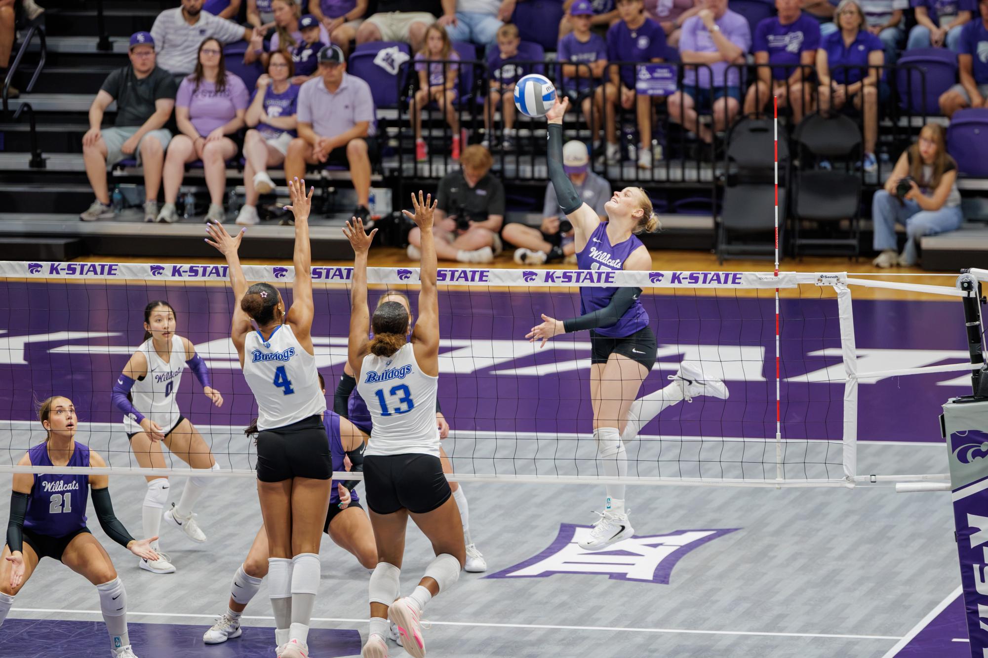 Wildcats rally from a first-set loss to remain undefeated this season