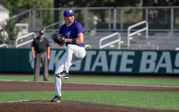 Navigation to Story: Sights of K-State Baseball vs Mississauga Tigers